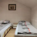 度假居 Homes For 6 People, 米兹多洛杰