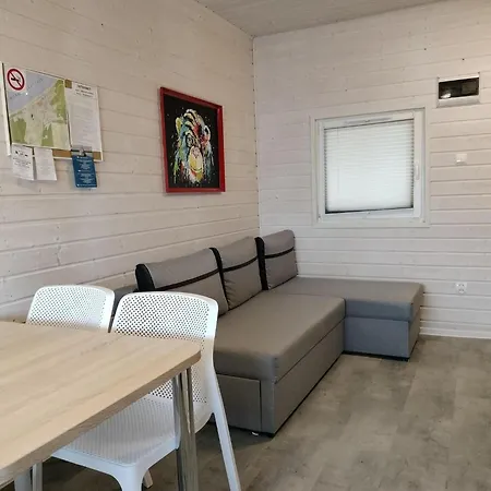 Homes For 6 People, Dom wakacyjny