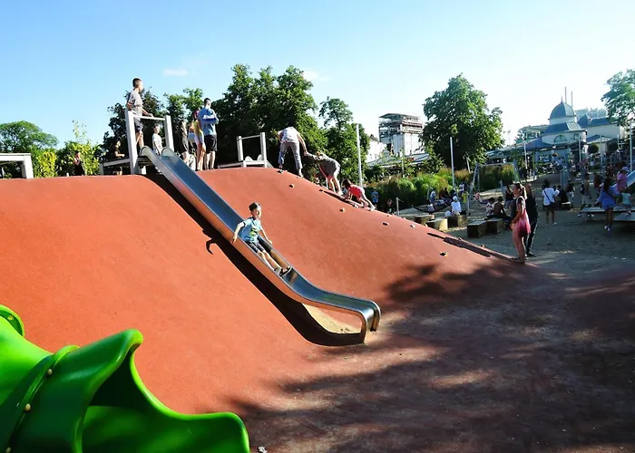 Homes For 6 People, *